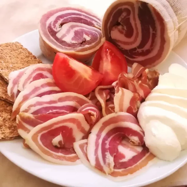 Pancetta arrotolata